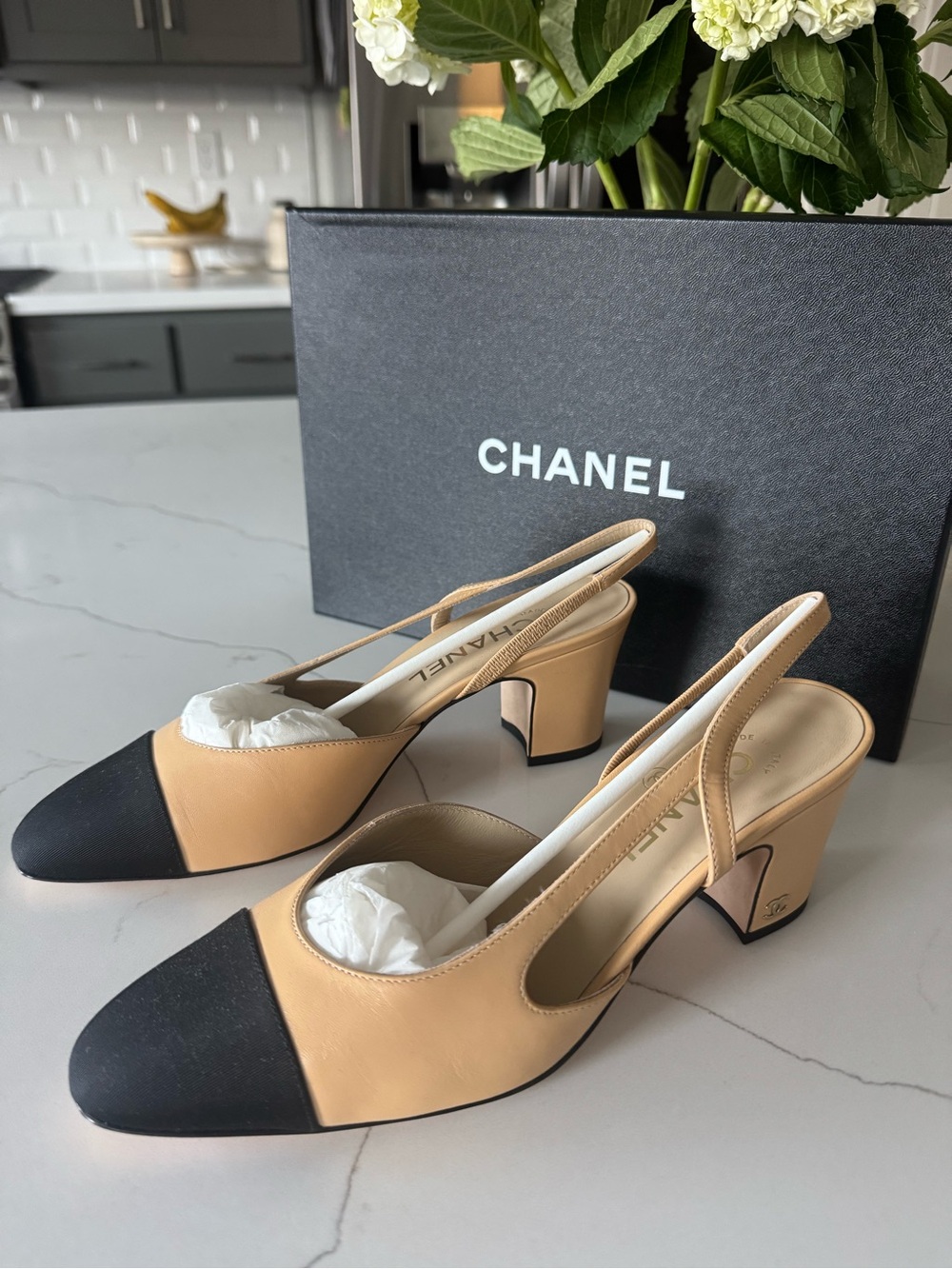 Brand New CHANEL Two-Tone Slingback Pumps in Beige and Black